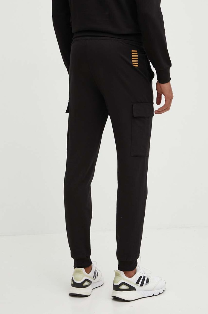 Pamučni donji dio trenirke EA7 Emporio Armani PJVRZ.8NPP67.0208 crna SS26