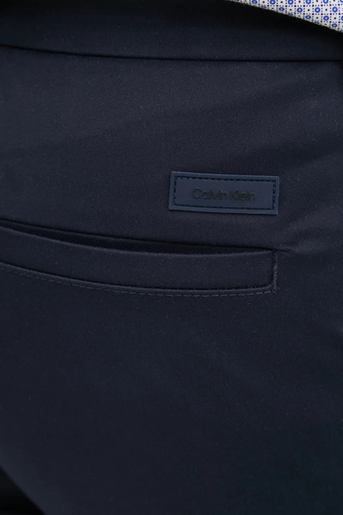 Nohavice Calvin Klein tmavomodrá K10K113429