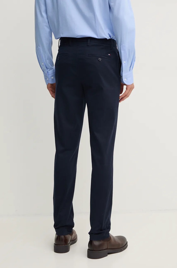 Odzież Tommy Hilfiger spodnie MW0MW37873 granatowy