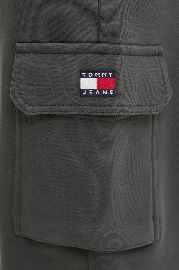 Βαμβακερό παντελόνι Tommy Jeans γκρί DM0DM19807