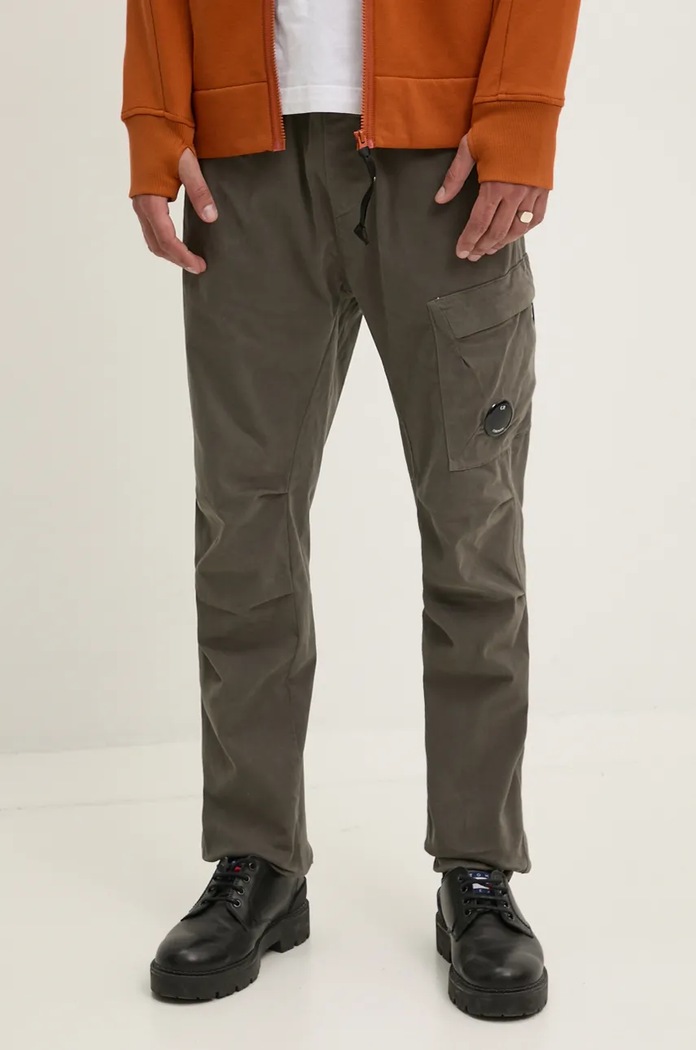 C.P. Company spodnie Stretch Sateen Ergonomic Lens Single Cargo Pants z elastanem zielony 17CMPA180A005529G