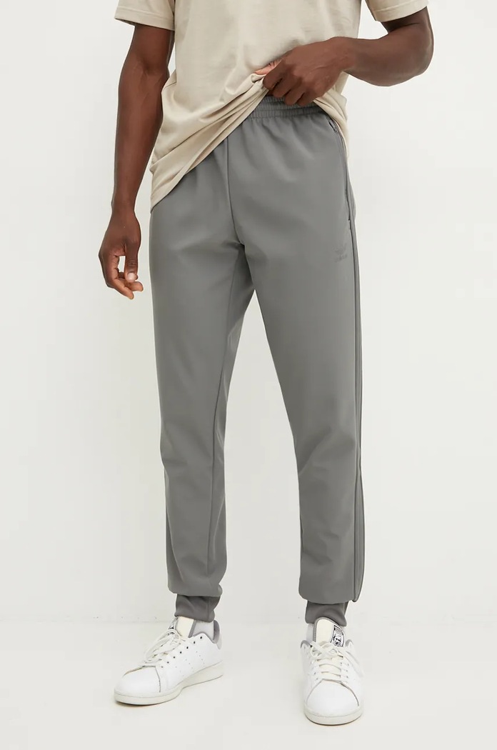 Tepláky adidas Originals pletenina sivá IY4872