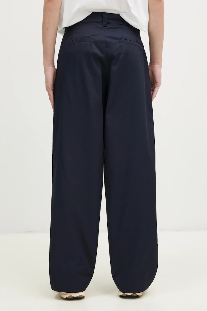 Abbigliamento Champion pantaloni Straight Hem Pants 220715 blu navy