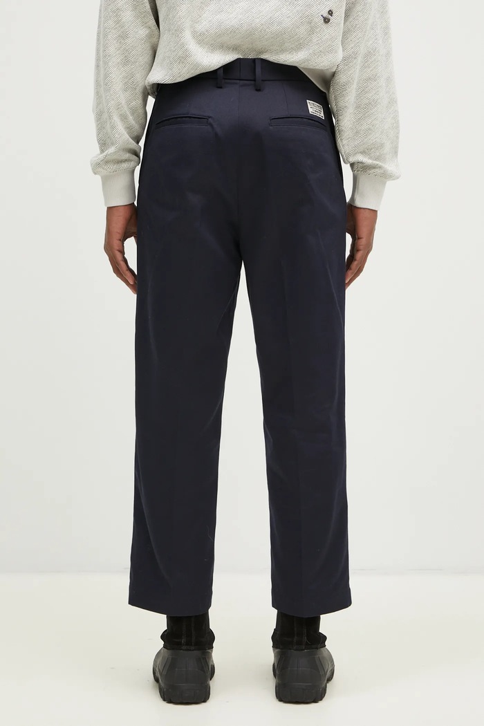 Oblečení Bavlněné kalhoty Wacko Maria Double Pleated Chino Trousers 24FW.WMP.PT02 námořnická modř