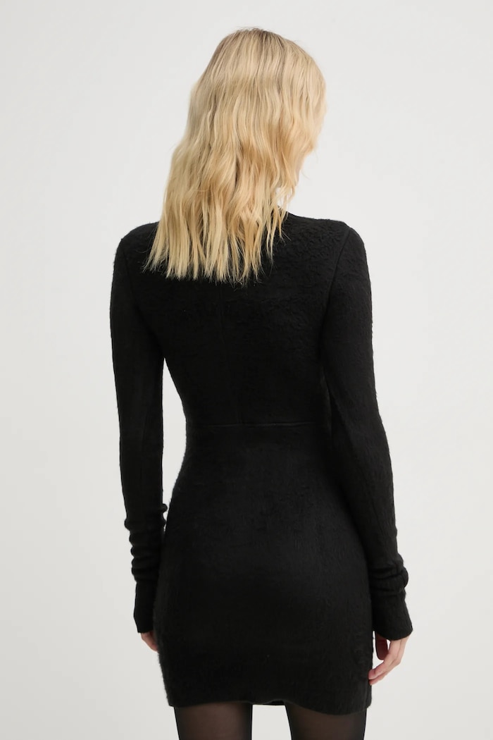 Ρούχα Φόρεμα MM6 Maison Margiela S62DD0033.M20045 μαύρο