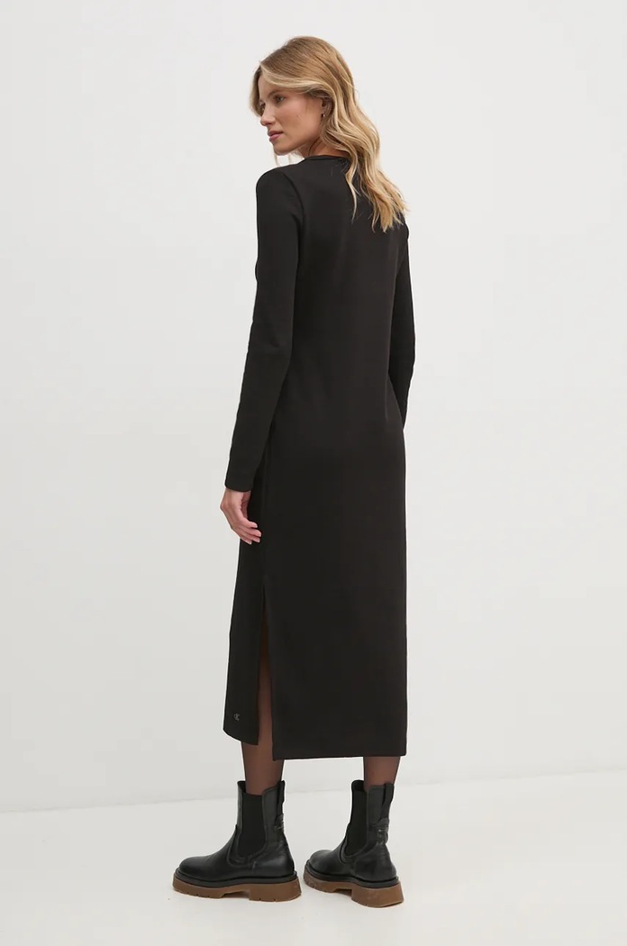 Рокля Calvin Klein Jeans J20J224165 черен NC24