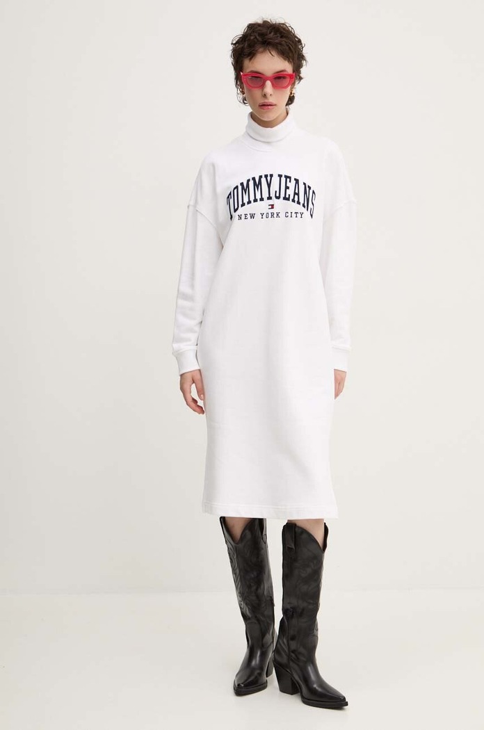 Βαμβακερό φόρεμα Tommy Jeans DW0DW19808 λευκό AW24