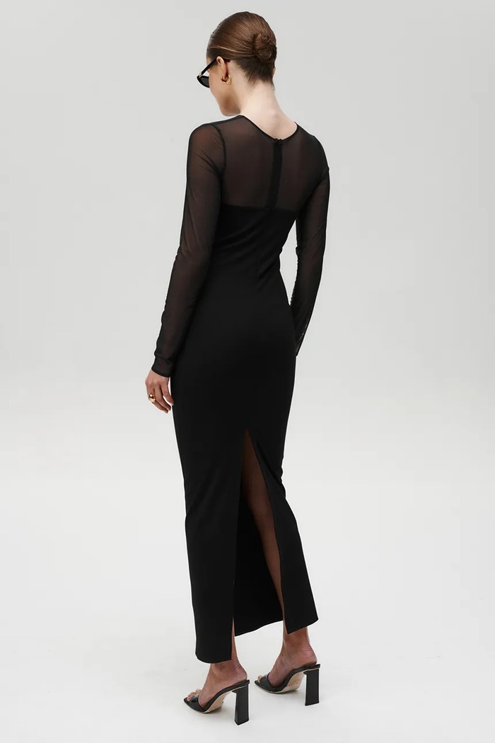 Undress Code Sukienka Sleek Silhouette Dress 731UC czarny AW24