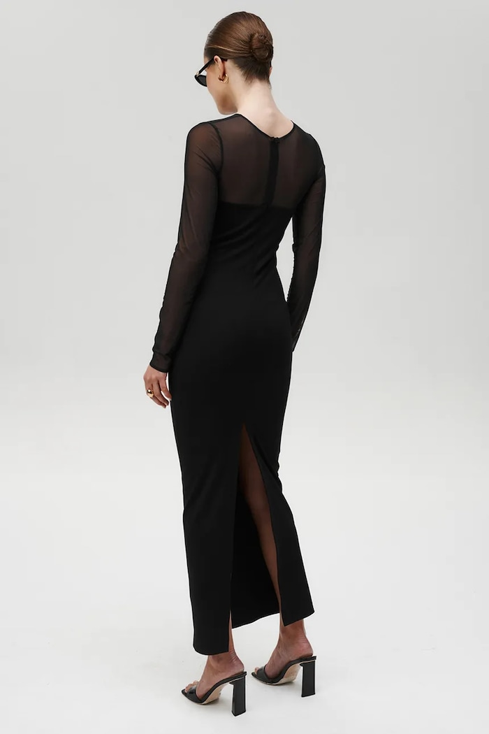 Undress Code Sukienka Sleek Silhouette Dress 731UC czarny AW24