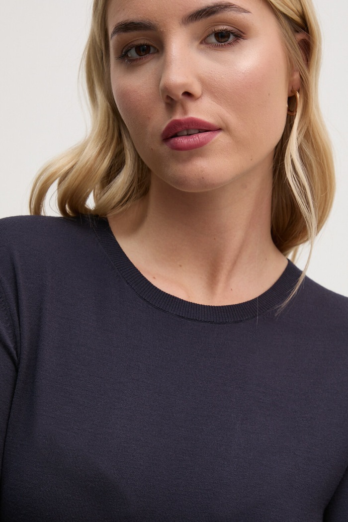 Pulover Calvin Klein mornarsko plava K20K207681