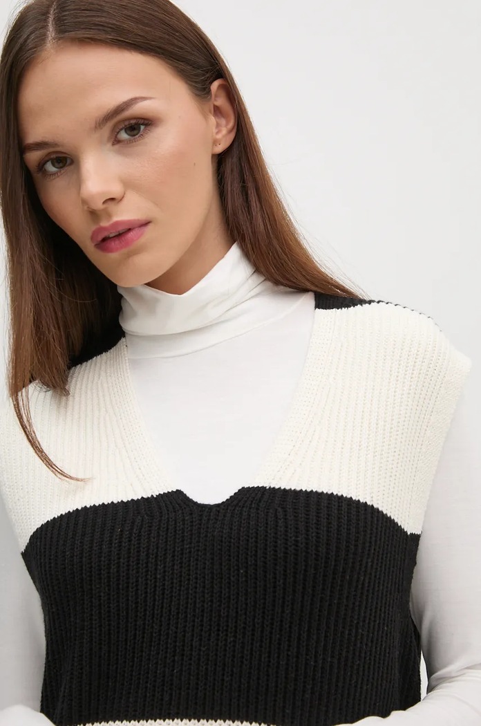 Pamučni prsluk Calvin Klein Jeans crna J20J224663
