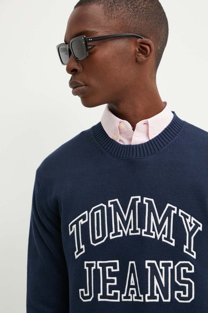 Pulover Tommy Jeans mornarsko plava DM0DM19178