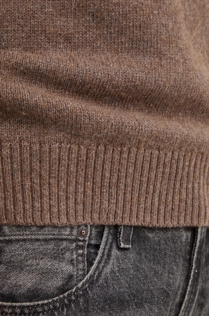 Sveter s prímesou vlny Pepe Jeans CRED Pepe Jeans PM702480 hnedá