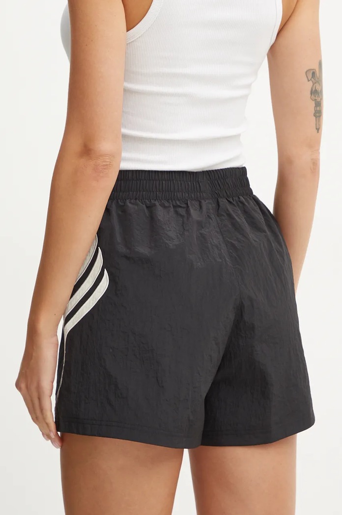 Ρούχα Σορτς adidas Originals IW5505 μαύρο
