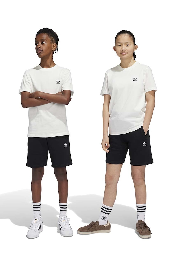 Детски къси панталони adidas Originals SHORTS трикотаж черен IW3499