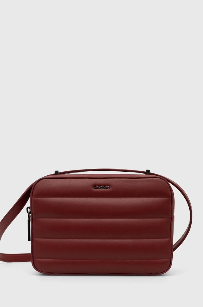 Kabelka Calvin Klein nevejde se A4 červená K60K612114
