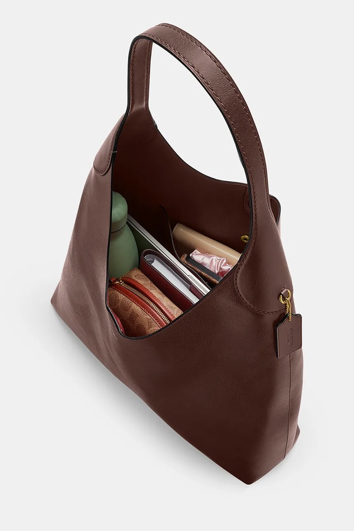 Шкіряна сумочка Coach Brooklyn Shoulder Bag 28 коричневий CU068