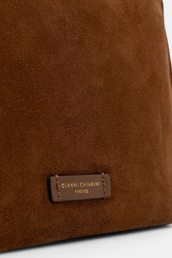 Gianni Chiarini torebka crossbody damska zamszowa NORA POUCH brązowy BS.10225.CM.PL