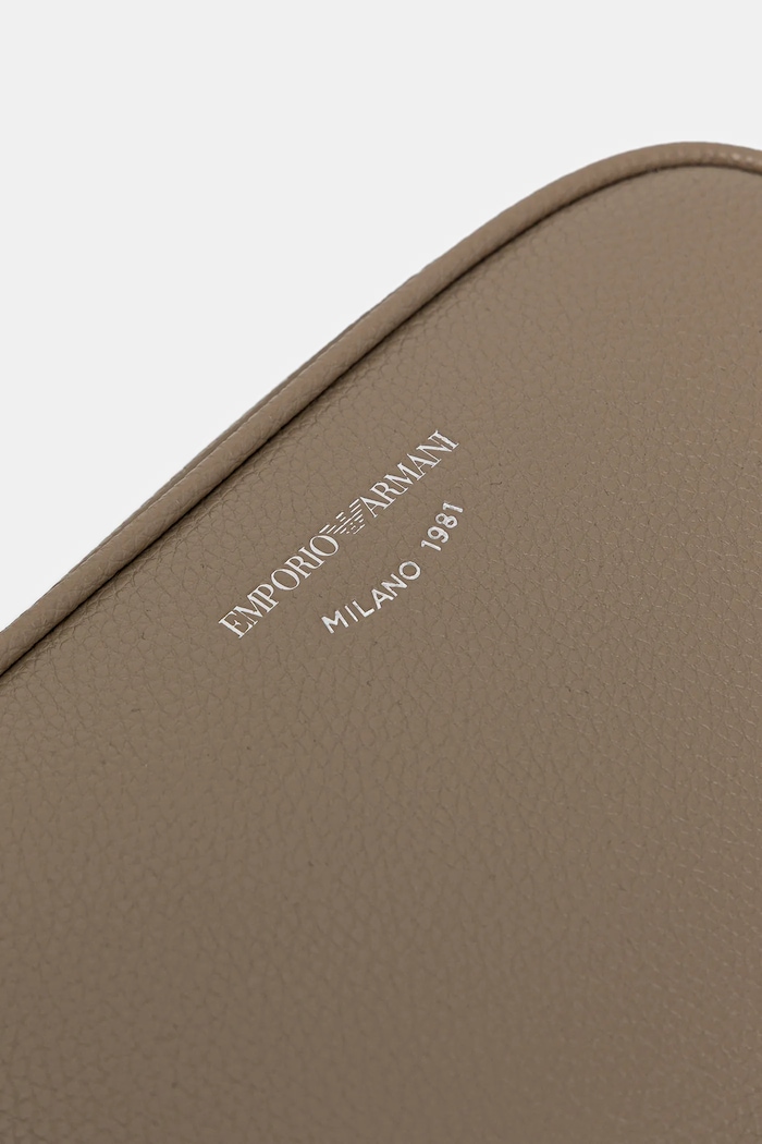 Emporio Armani torebka crossbody damska z imitacji skóry brązowy EW000537.AF12036