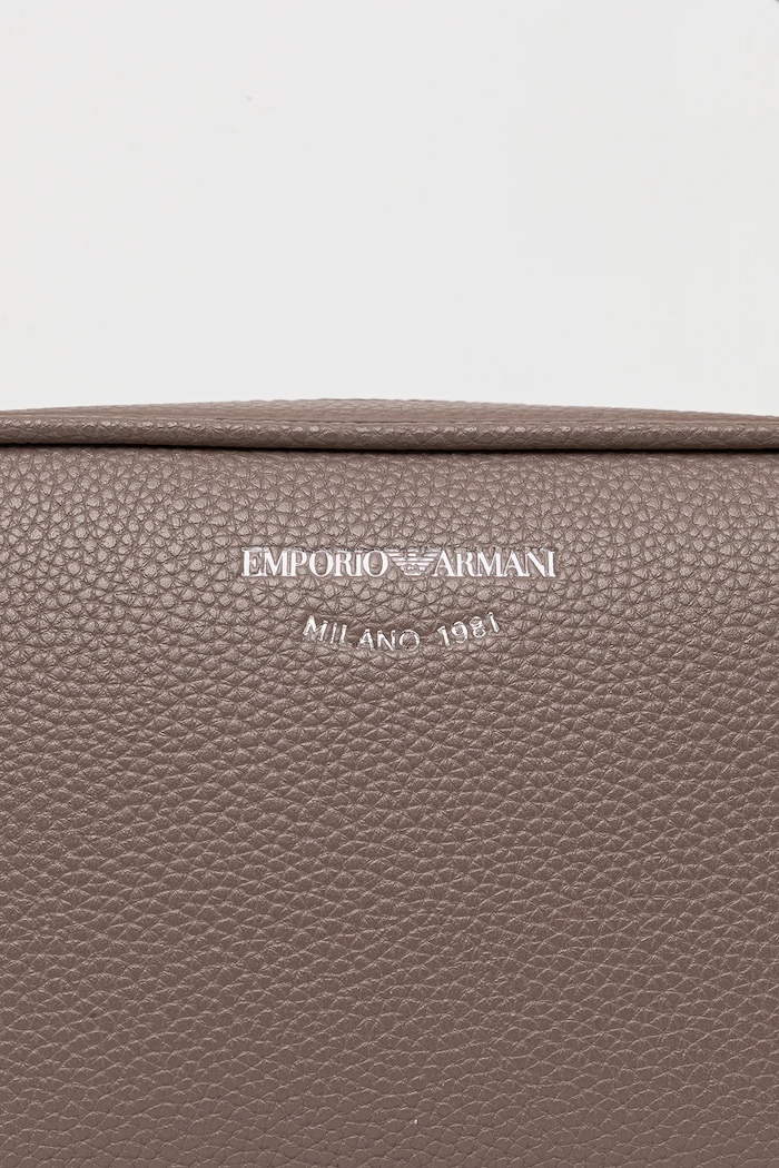 Emporio Armani geantă crossbody pentru femei cu imitație de piele maro EW000537.AF12036