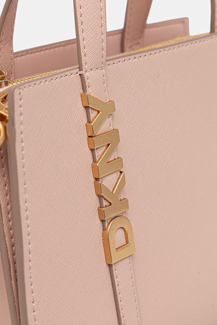 Akcesoria DKNY torebka crossbody damska skórzana R43EYG56 różowy