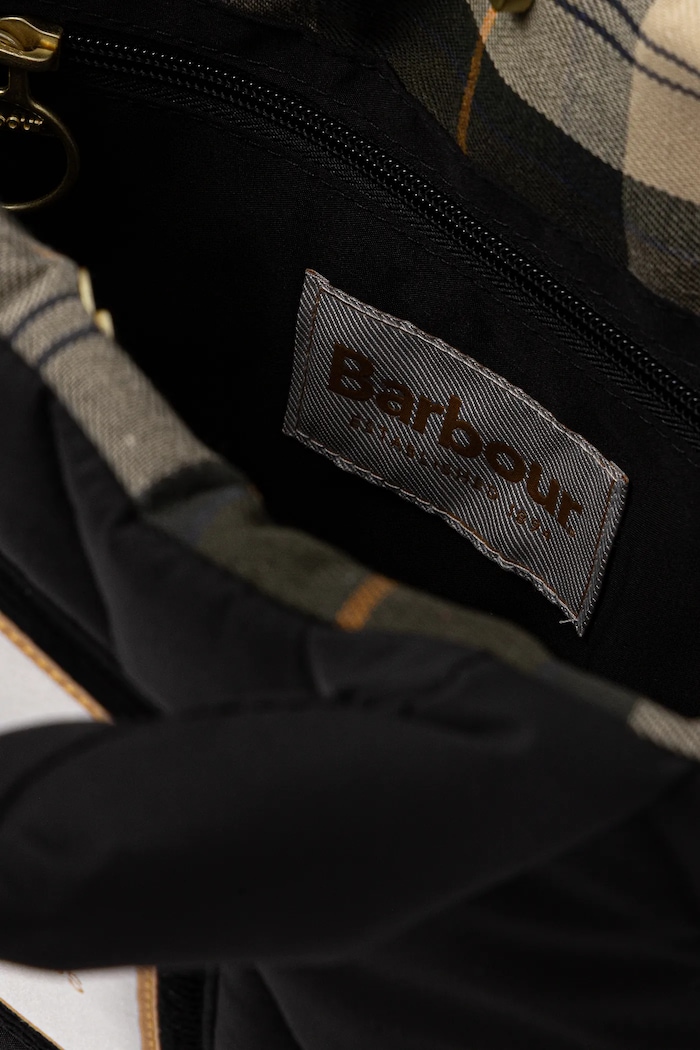 Poșetă Barbour negru LBA0435