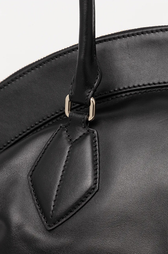 Кожена чанта Furla черен WB01429.BX3346.O6000