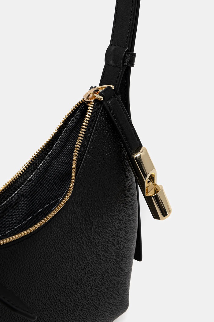 Furla crossbody kabelka dámská kožená Goccia S Shoulder Bag černá WB01500.BX3353.O6000