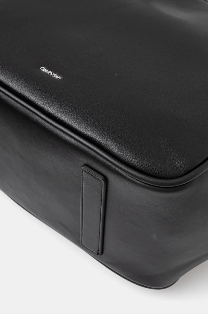Kabelka Calvin Klein černá K60K612523