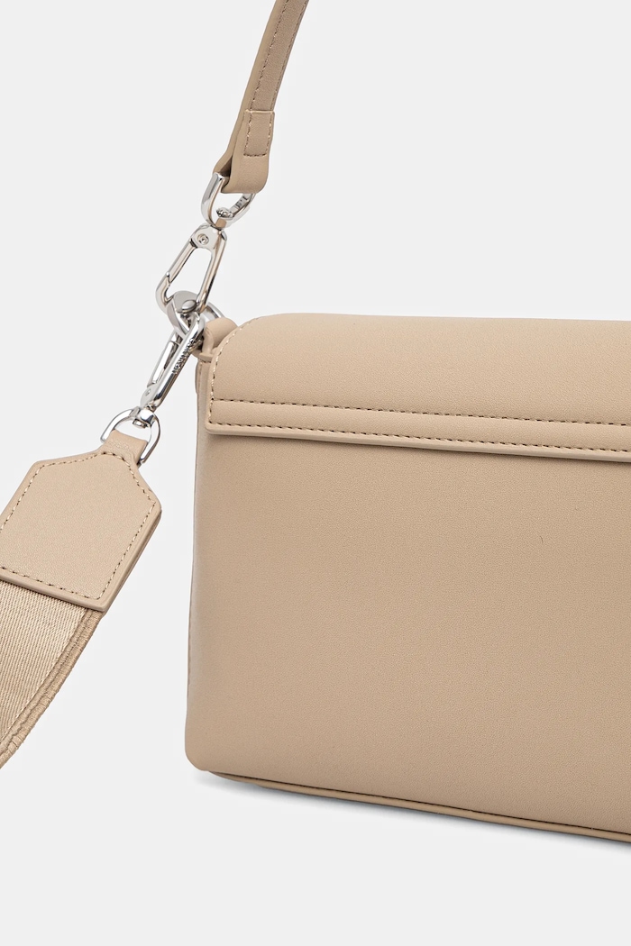 Akcesoria Calvin Klein torebka K60K612902 beżowy