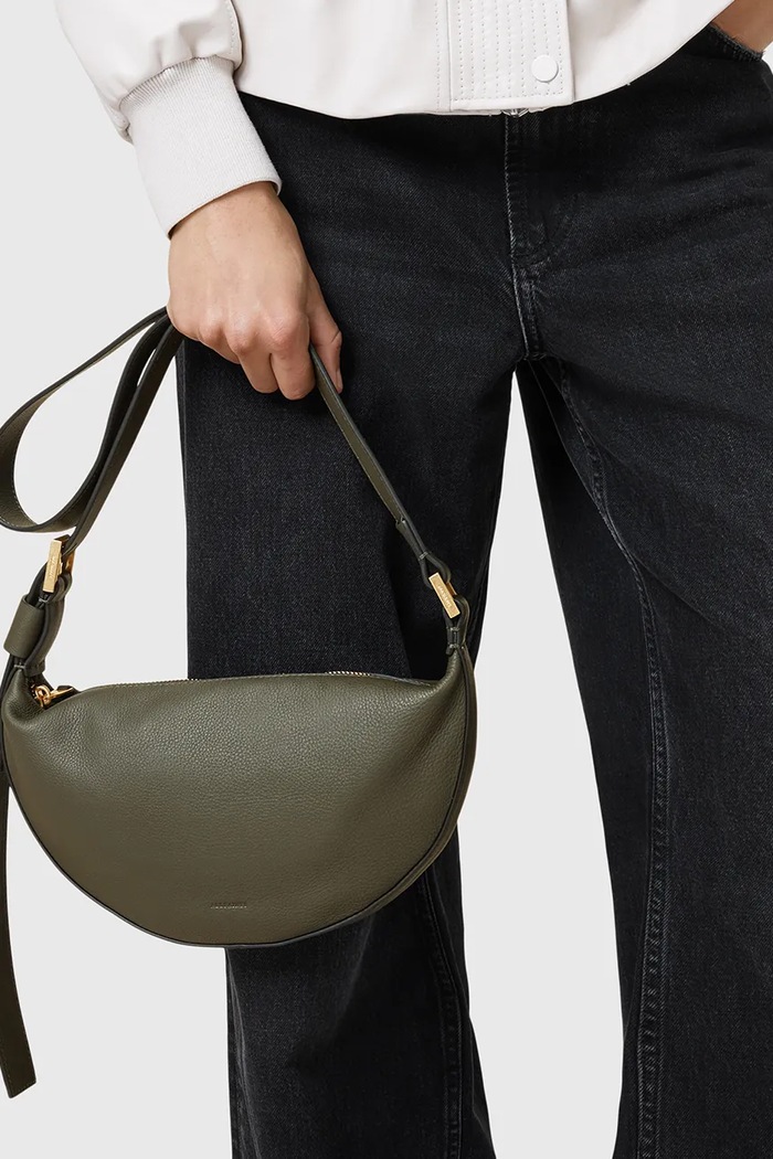 Kožená kabelka AllSaints HALF MOON W301XB