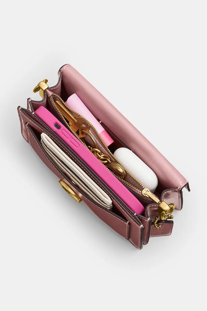 Coach poșetă de piele Tabby CW632 roz