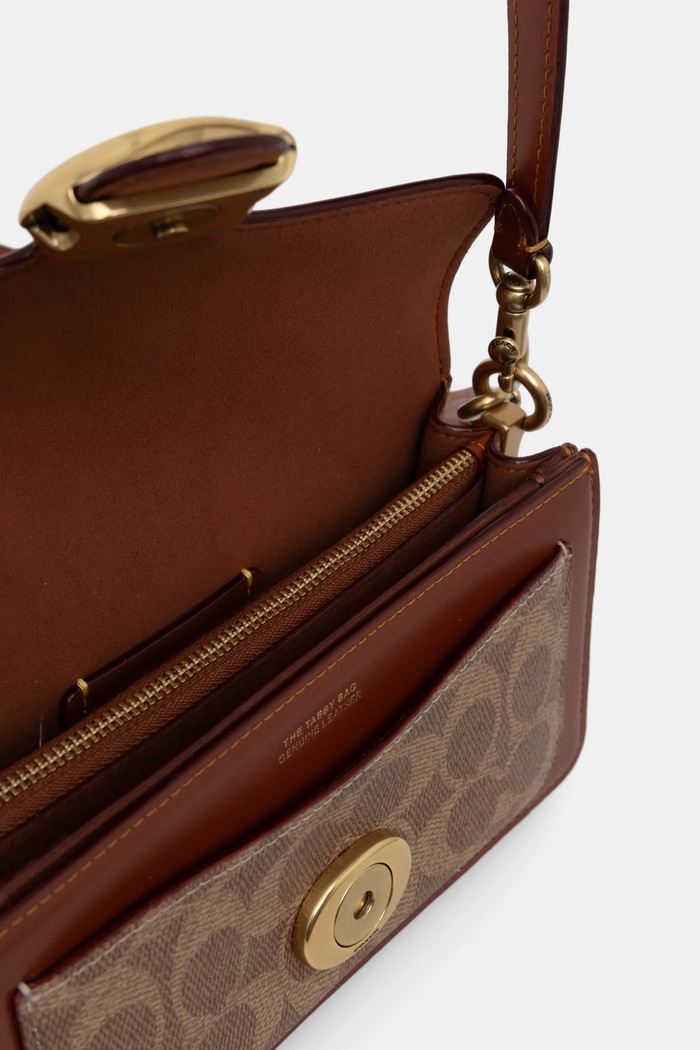 Δερμάτινη τσάντα Coach Tabby CY200 καφέ