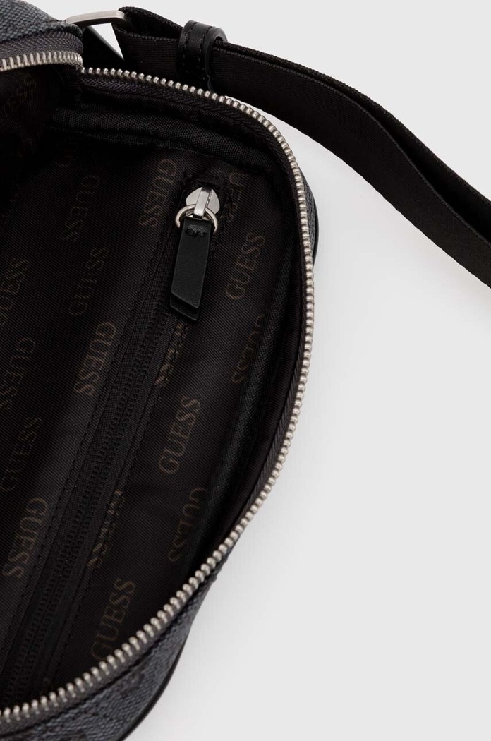Malá taška Guess MILANO HMMILO.P4260 čierna