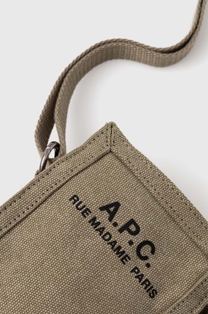 Akcesoria A.P.C. Saszetka recuperation CODBM.H61931 zielony