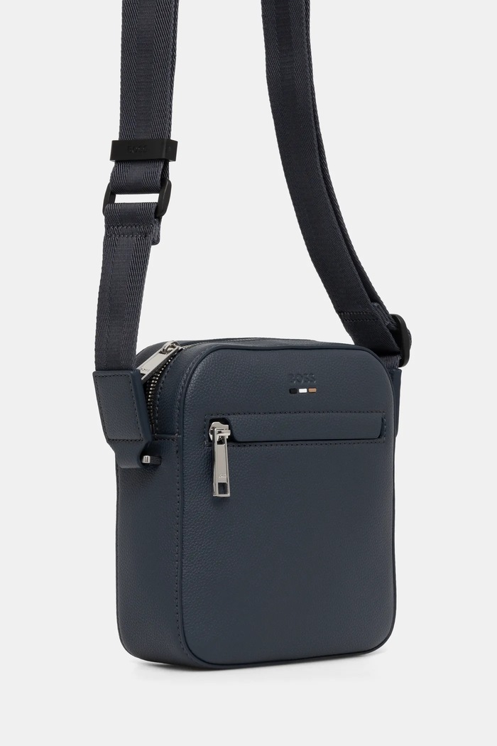 BOSS geantă mică pentru bărbați cu imitație de piele Ray_NS zip N. 50536475 gri SS26