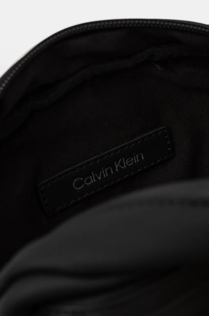 Ledvinka Calvin Klein K50K512235 černá