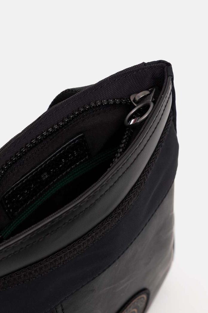Ledvinka Tommy Hilfiger AM0AM12717 černá