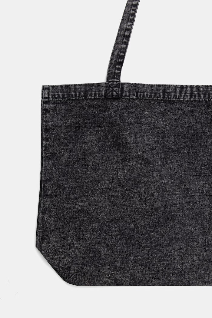AllSaints geantă pentru bărbați din denim M249XB gri SS25