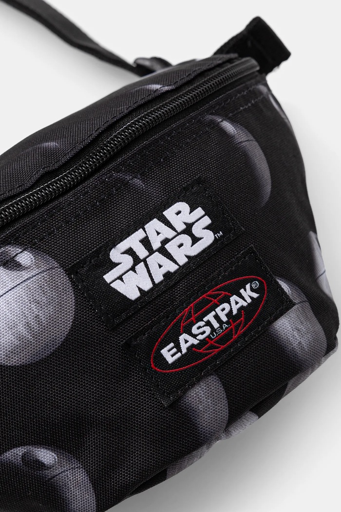 Ledvinka Eastpak Star Wars EK0000741Q21 černá