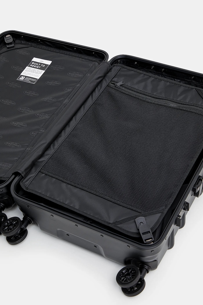 Куфар Eastpak Resist'R Case M 68x43x28 cm EK0A5BJF0081 черен
