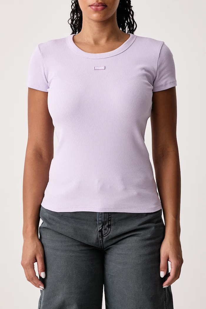 Футболка жіноча бавовняна з еластаном Easy Tee_B HUGO Blue 50523924 фіолетовий