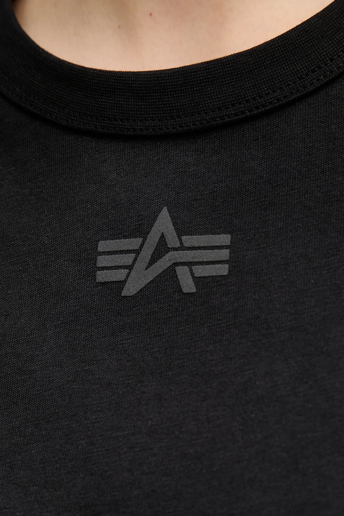 Бавовняна футболка Alpha Industries Waisted 148070 чорний