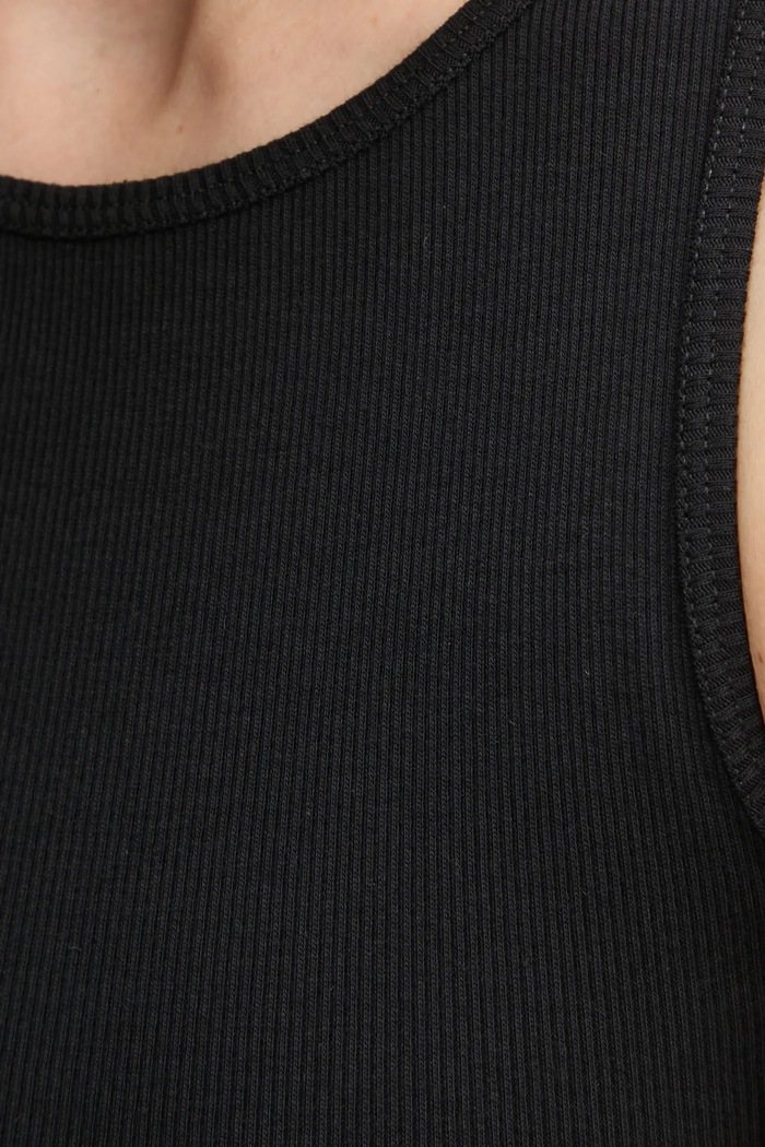 By Malene Birger top AMANI Q71679008Z czarny