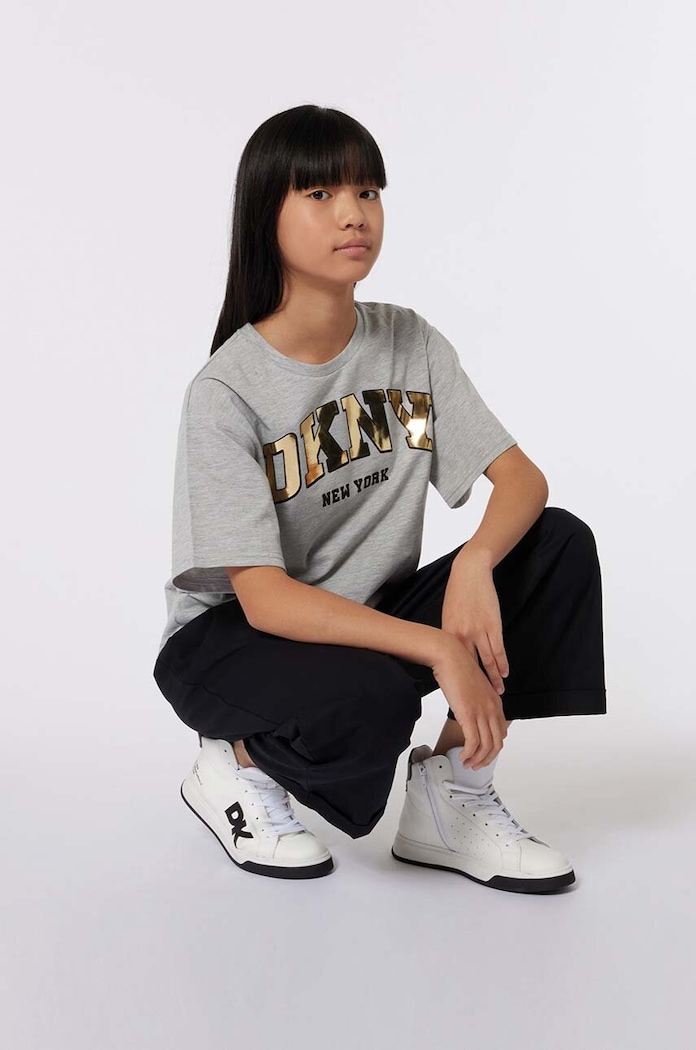 T-shirt bawełniany dziecięcy DKNY szary D62060.156.162