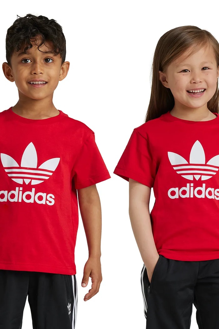 Dětské bavlněné tričko adidas Originals TREFOIL TEE kulatý červená IY2387