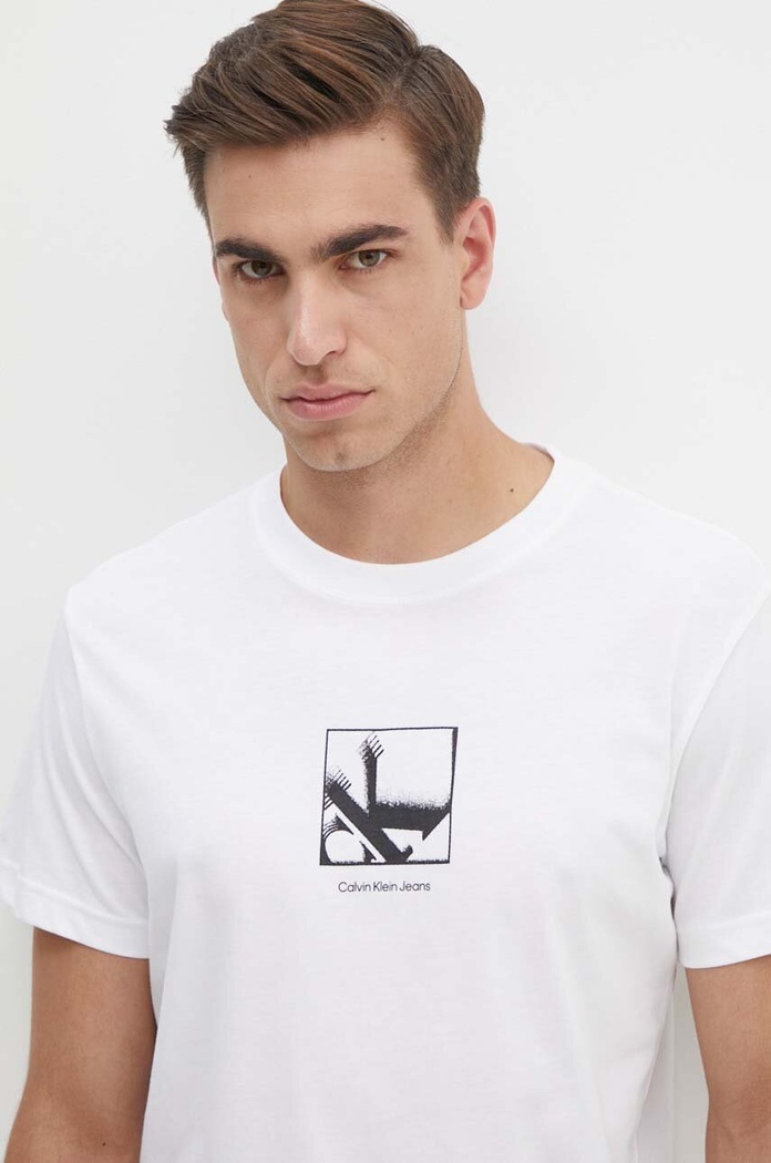 Bavlněné tričko Calvin Klein Jeans bílá J30J325687