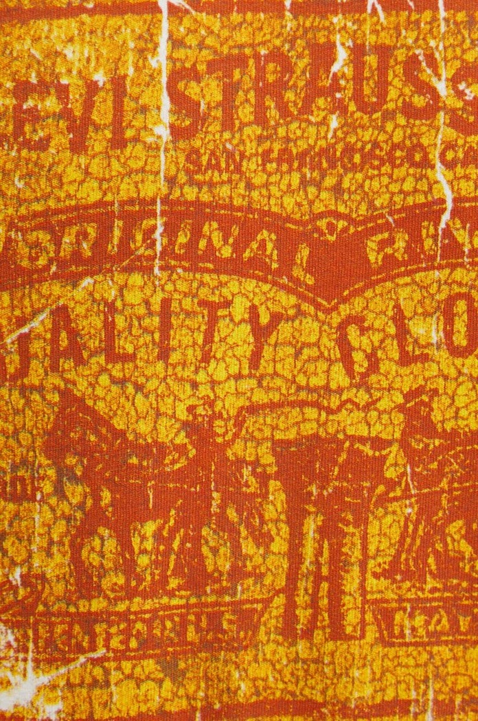 Levi's tričko pánské bavlněné VINTAGE FIT GRAPHIC 87373 béžová