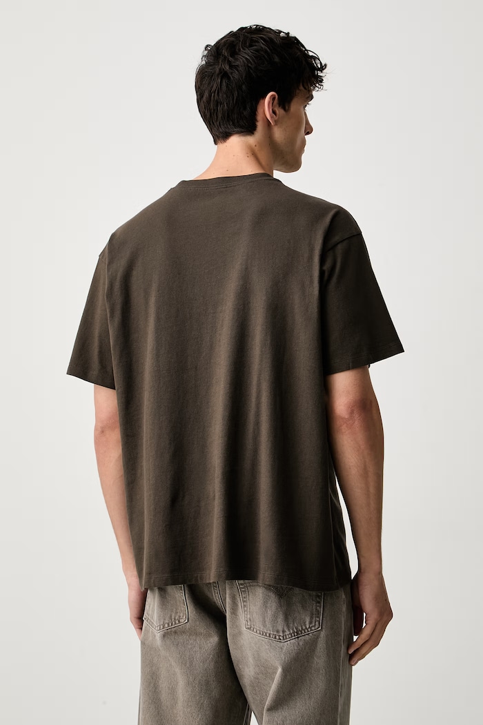 Ρούχα Levi's t-shirt ανδρικό βαμβακερό VINTAGE FIT GRAPHIC 87373 καφέ