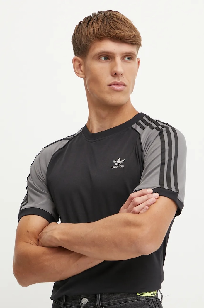 Bavlněné tričko adidas Originals regular černá IW5818